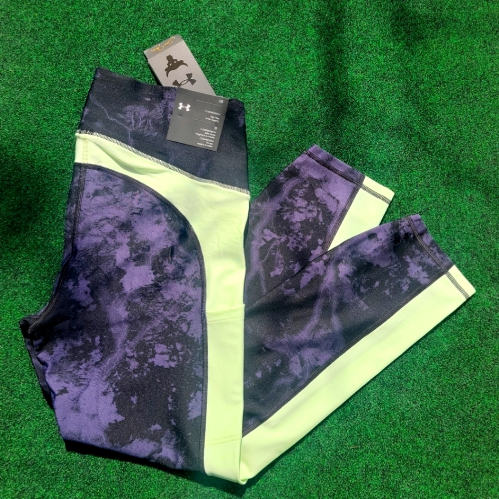 Under Armour compression tights - Size Large